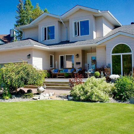 Vangorda Place B&B Whitehorse Ngoại thất bức ảnh